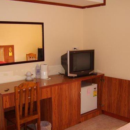 The Britannia Hotell Chiang Mai Exteriör bild
