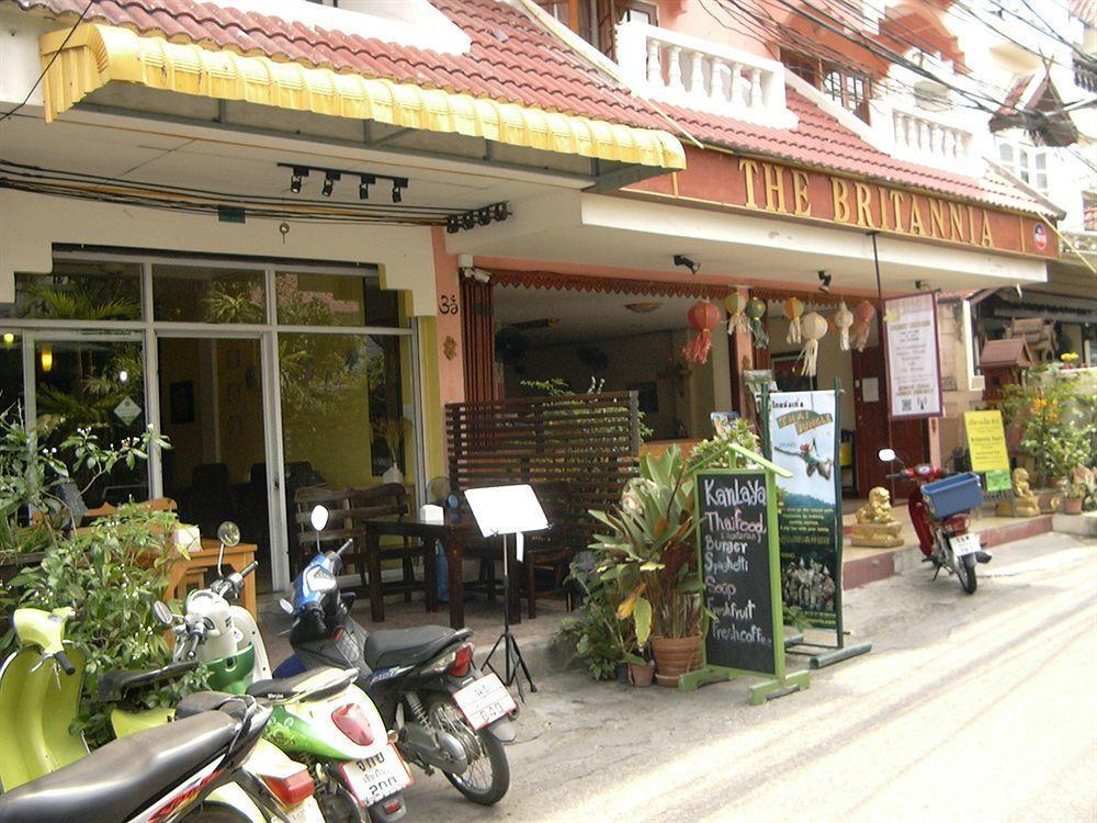 The Britannia Hotell Chiang Mai Exteriör bild